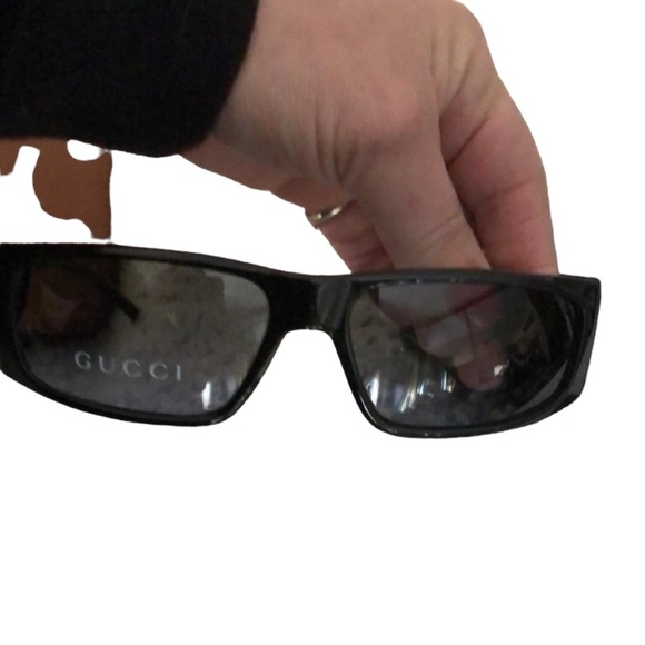 Gucci  black unisex has tag on lens black dark gray lens side panels NWOT - Picture 1 of 12